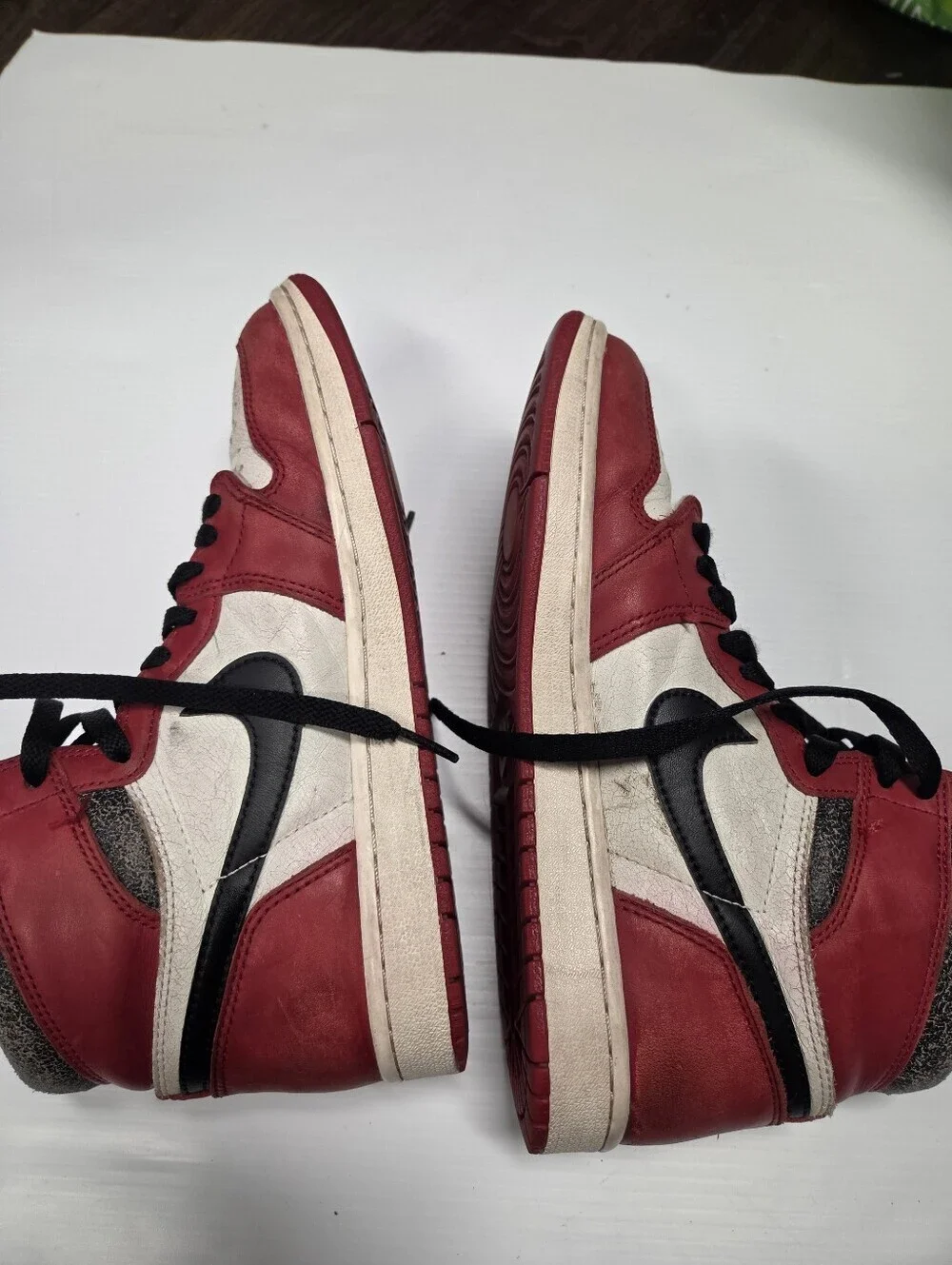 Jordan 1 Retro High OG Chicago Lost & Found 2022 DZ5485-612 Men Size 8 / Wm 9.5